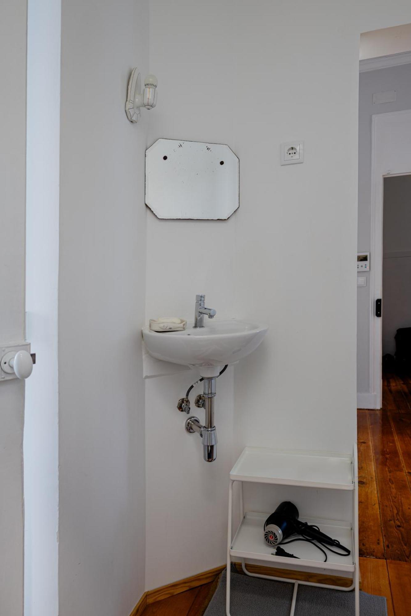 Angels Homes N.27 1ºandar, Bairro Tipico, Centro Cidade ลิสบอน ภายนอก รูปภาพ